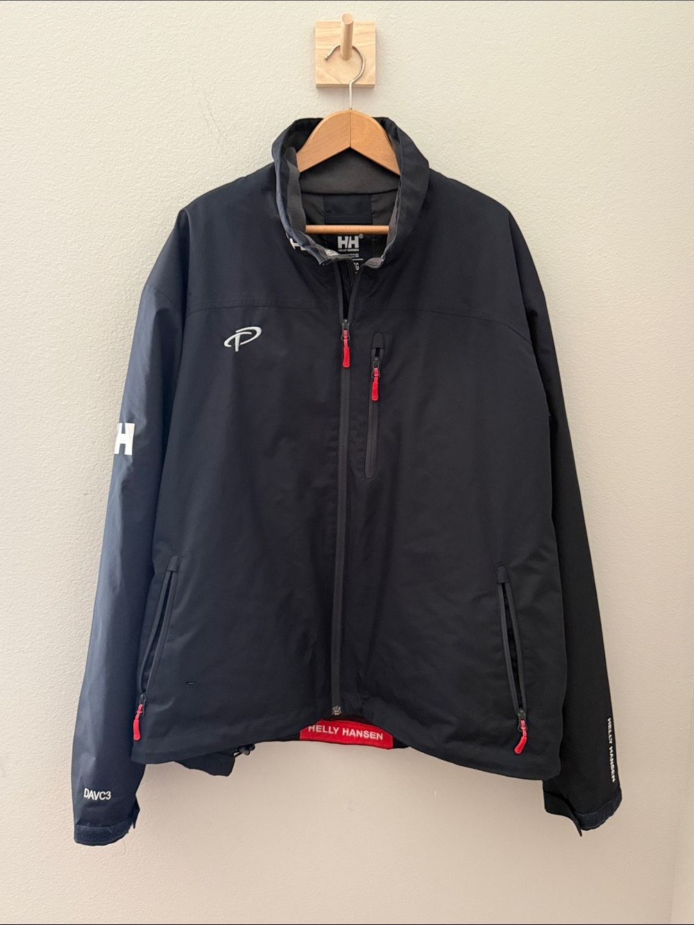 Helly Hansen Black Midlayer Jacket with Red Accents Mens 3X